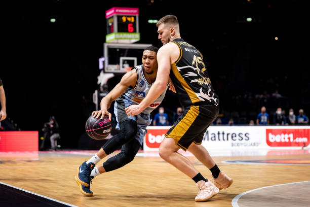 出色的攻防 出色的攻防