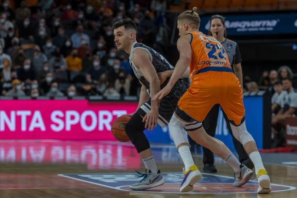 纽卡斯尔联 纽卡斯尔联