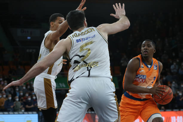 劳森PK李 劳森PK李